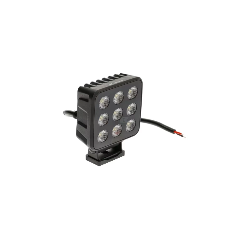 Screenshot 2026-06-17 at 09-14-39 Buy Lampa robocza LED kwadratowa 90W 6800lm 12_24V biała 108x120.7x52.7 mm światło rozproszone z wtyczką Deutsch 18 LED - KRAMP.png